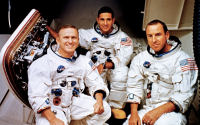 wallpaper-NASA-53-Crew-of-Apollo 8-1968-11-21-ws